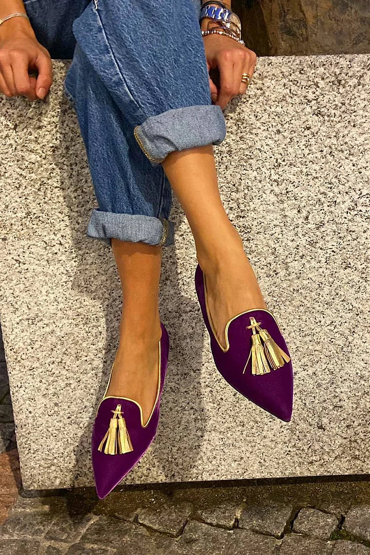 Mocassino con eleganti nappine