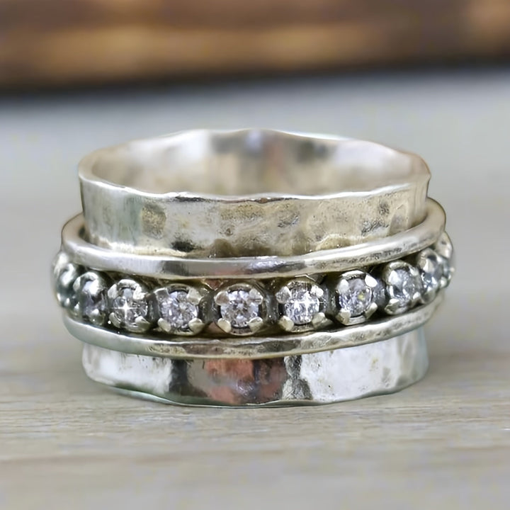 Vintage Hammered Faux Zirconia Spinner Band Ring