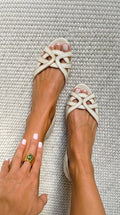 Camilla | Elegante crèmekleurige geweven sandalen