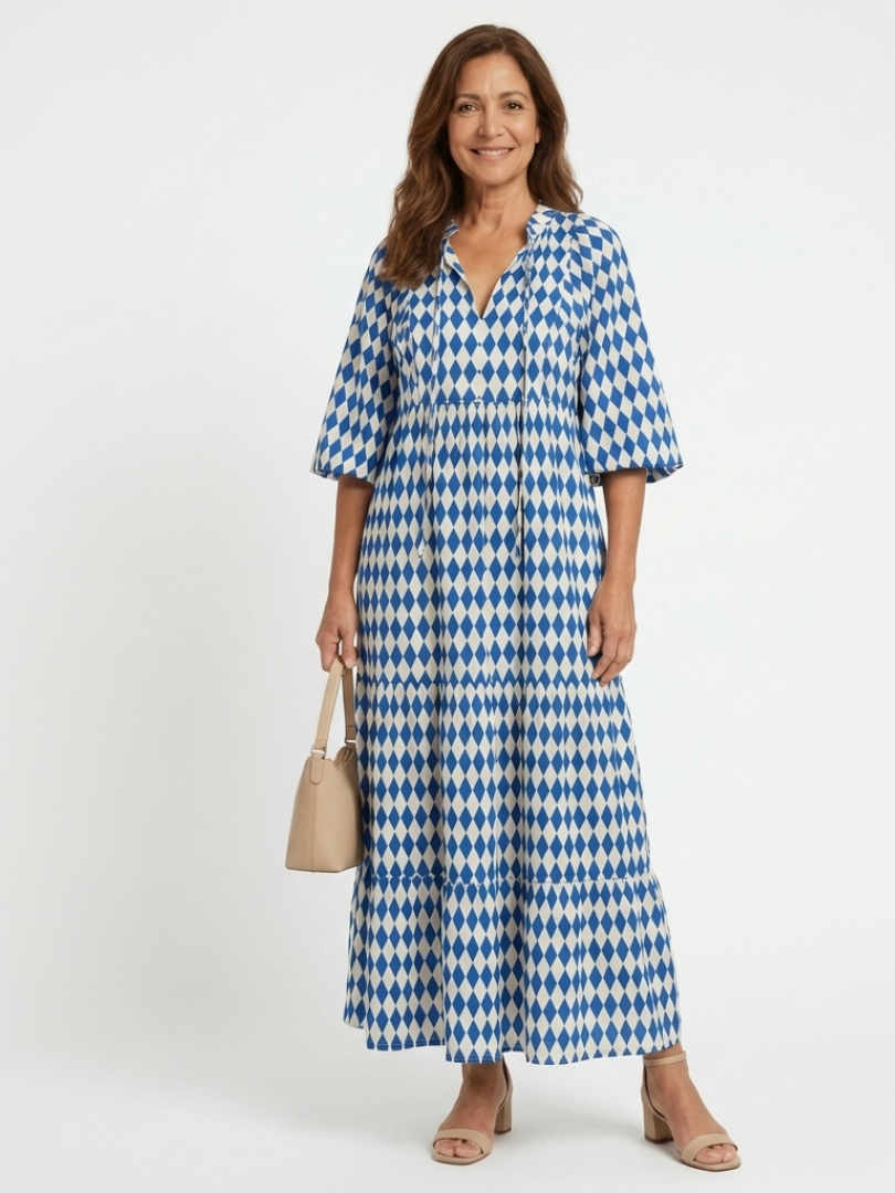 Elodie | Vestido midi con estampado de diamantes y capas