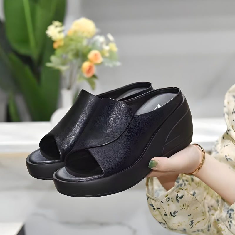 Cassandra - Sandalen met plateauzool en zachte ondersteuning