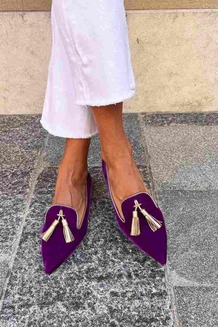 Mocassino con eleganti nappine