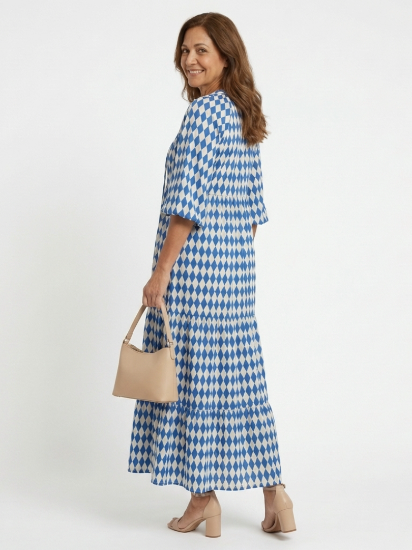 Elodie | Vestido midi con estampado de diamantes y capas