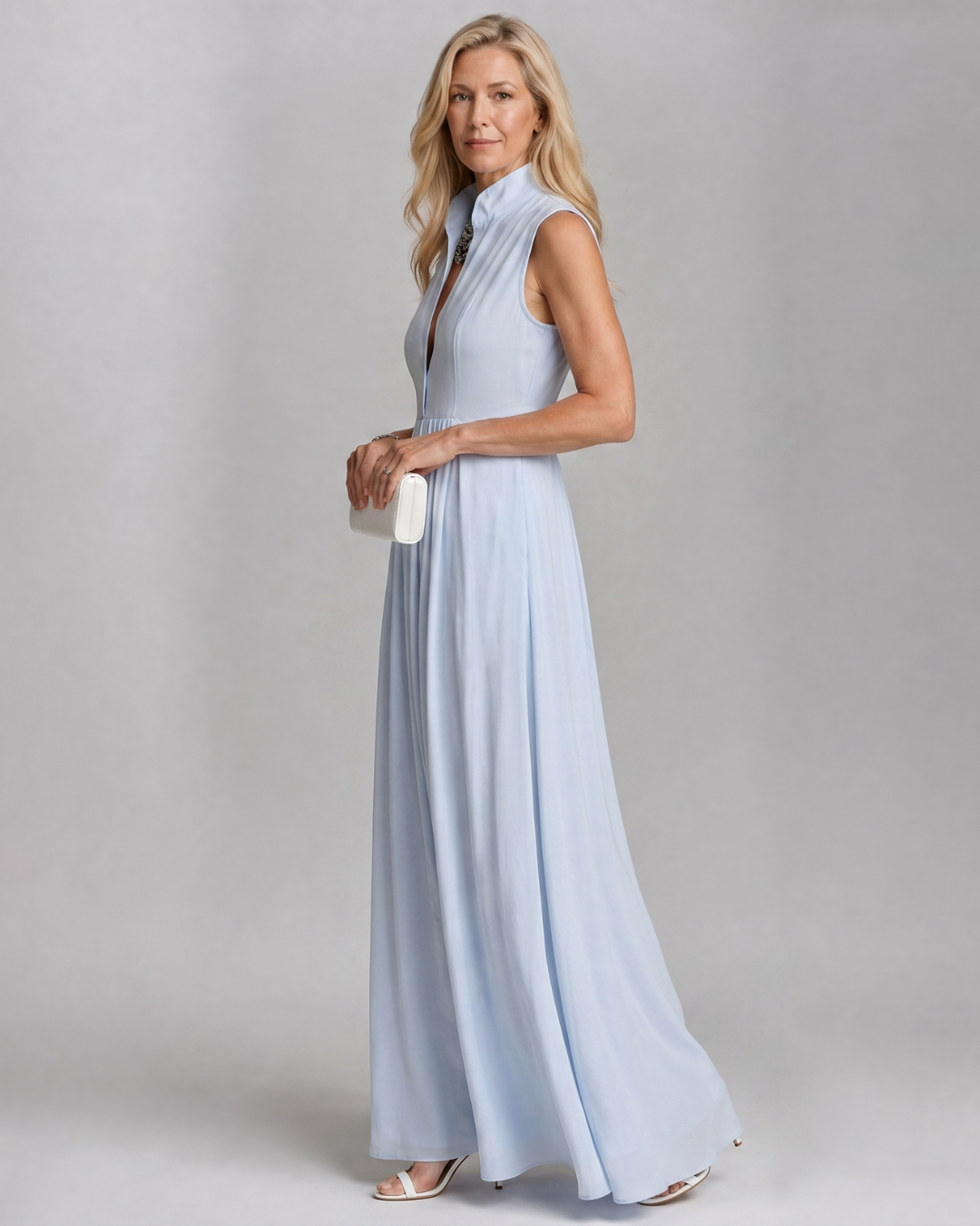 Virelia | Robe longue fluide sans manches à col chemise