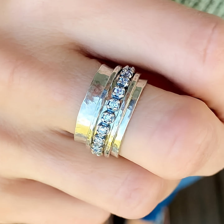 Vintage Hammered Faux Zirconia Spinner Band Ring