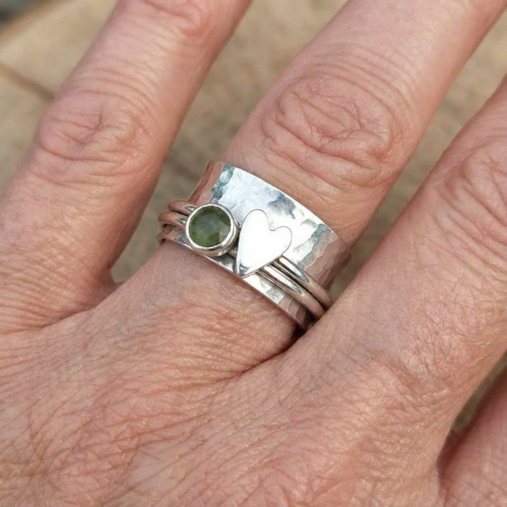 Vintage Heart & Green Stone Silver Artisan Ring