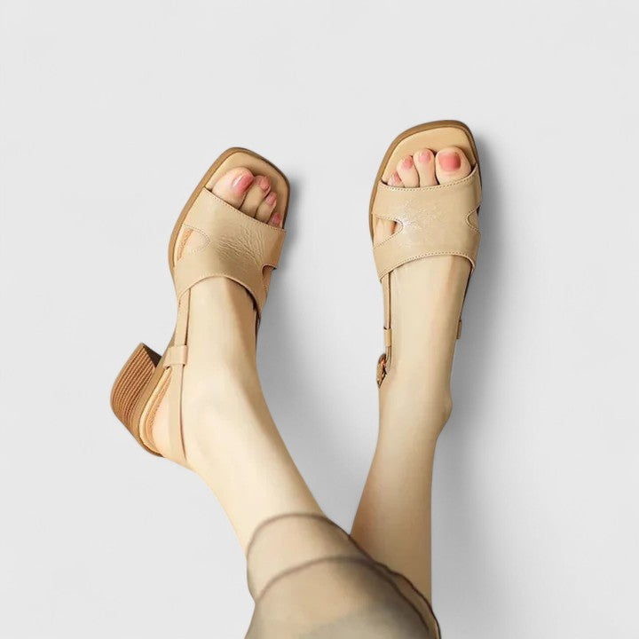 Evelynne - Sandales classiques à talon et à pas doux