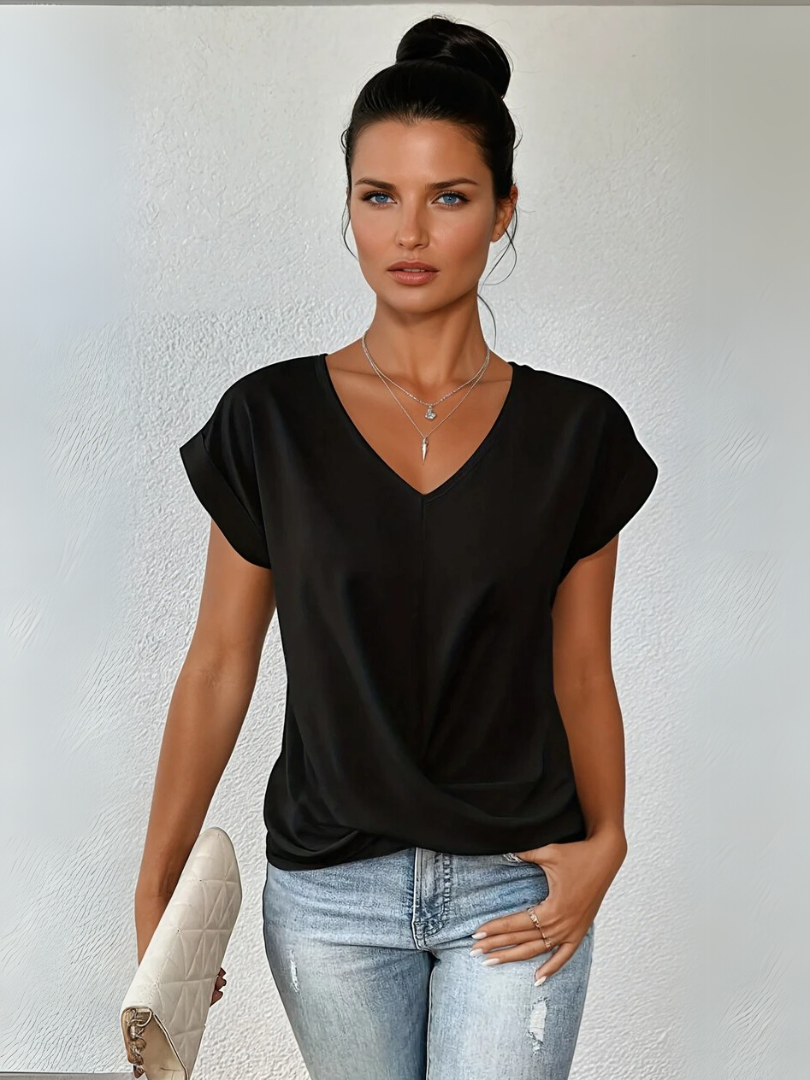 Zoe - La maglietta casual con scollo a cuore