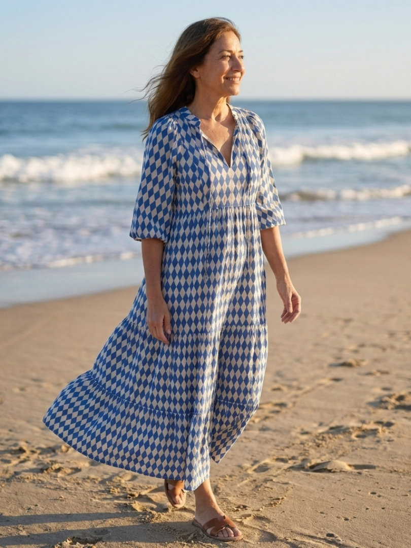 Elodie | Vestido midi con estampado de diamantes y capas