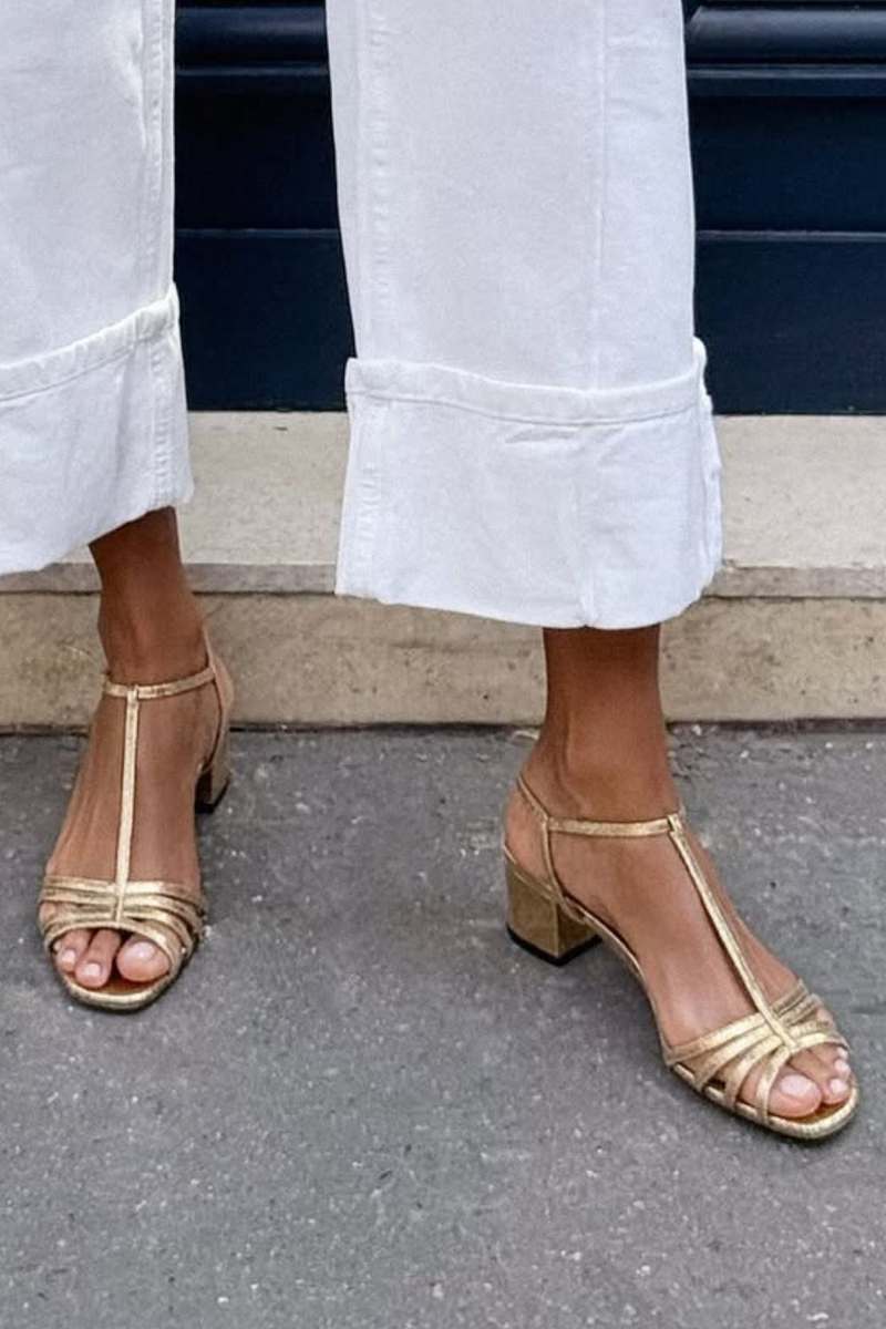Allegra | Gouden sandalen, alledaagse elegantie