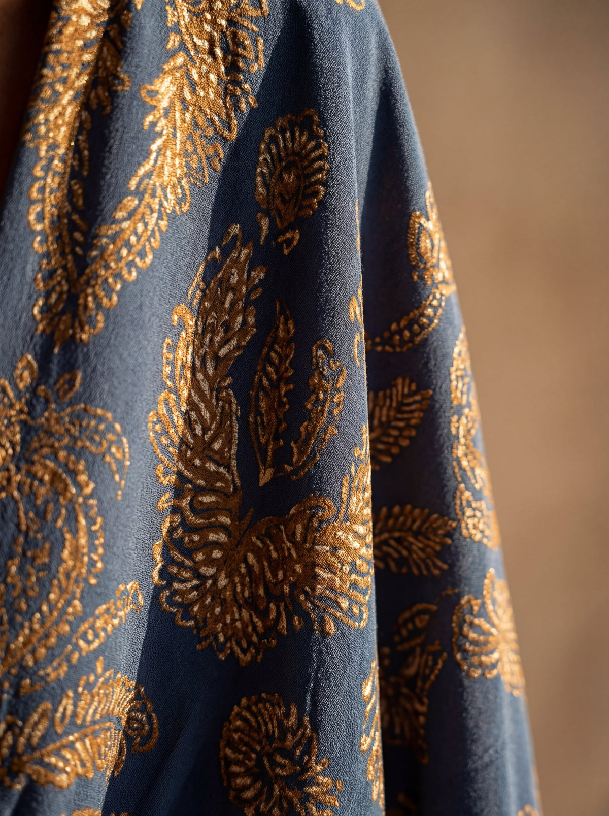Medina | Midi-jurk met lange mouwen