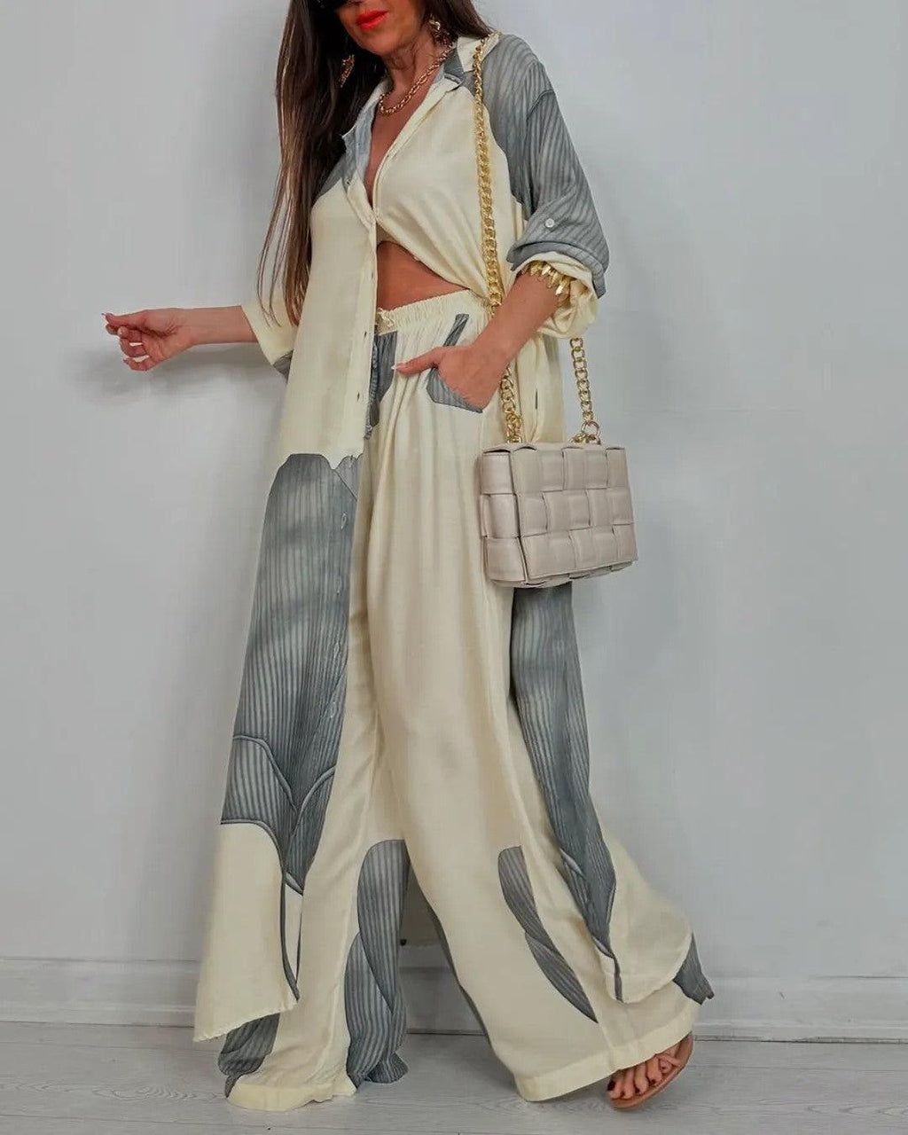 Completo patchwork con scollo a V Lila