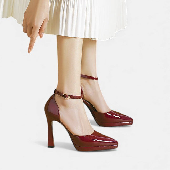 Sapatos de salto de couro Evette