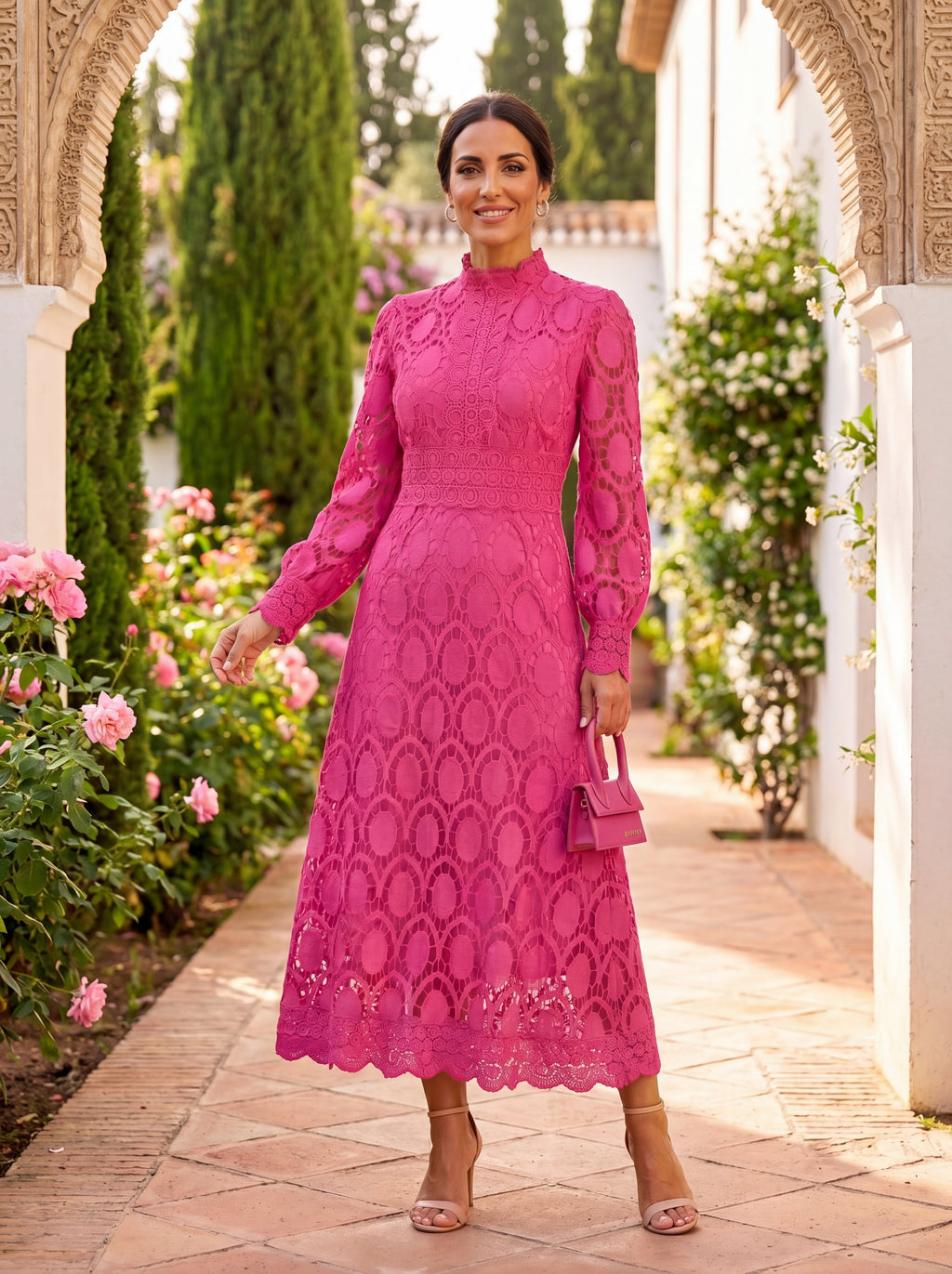 Carmona | Vestido de gola alta e mangas longas