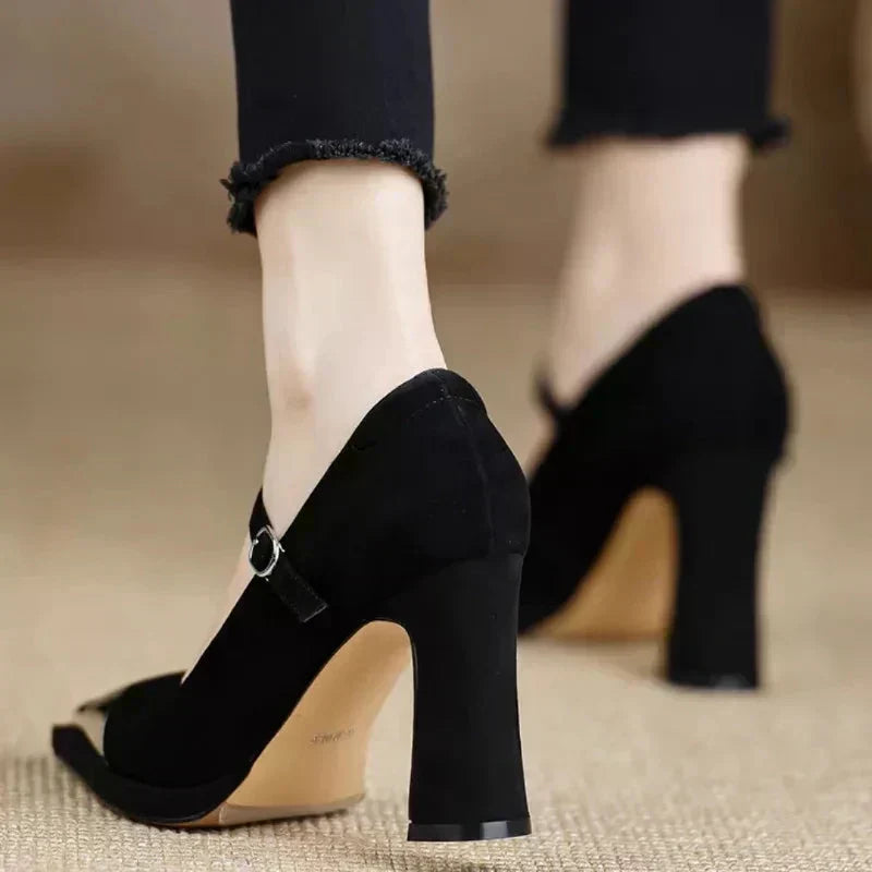 Scarpins elegantes Mora