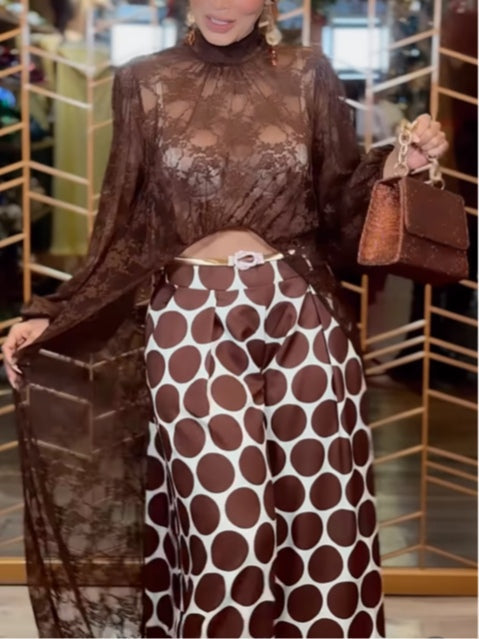 Conjunto Sienna de Bata de Encaje y Pantalones de Lunares