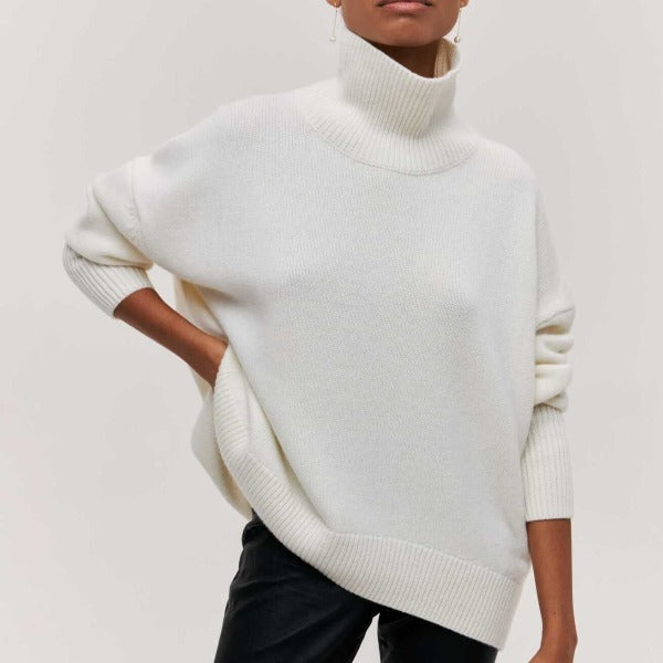 Elena™ | Suéter de punto con cuello alto relajado