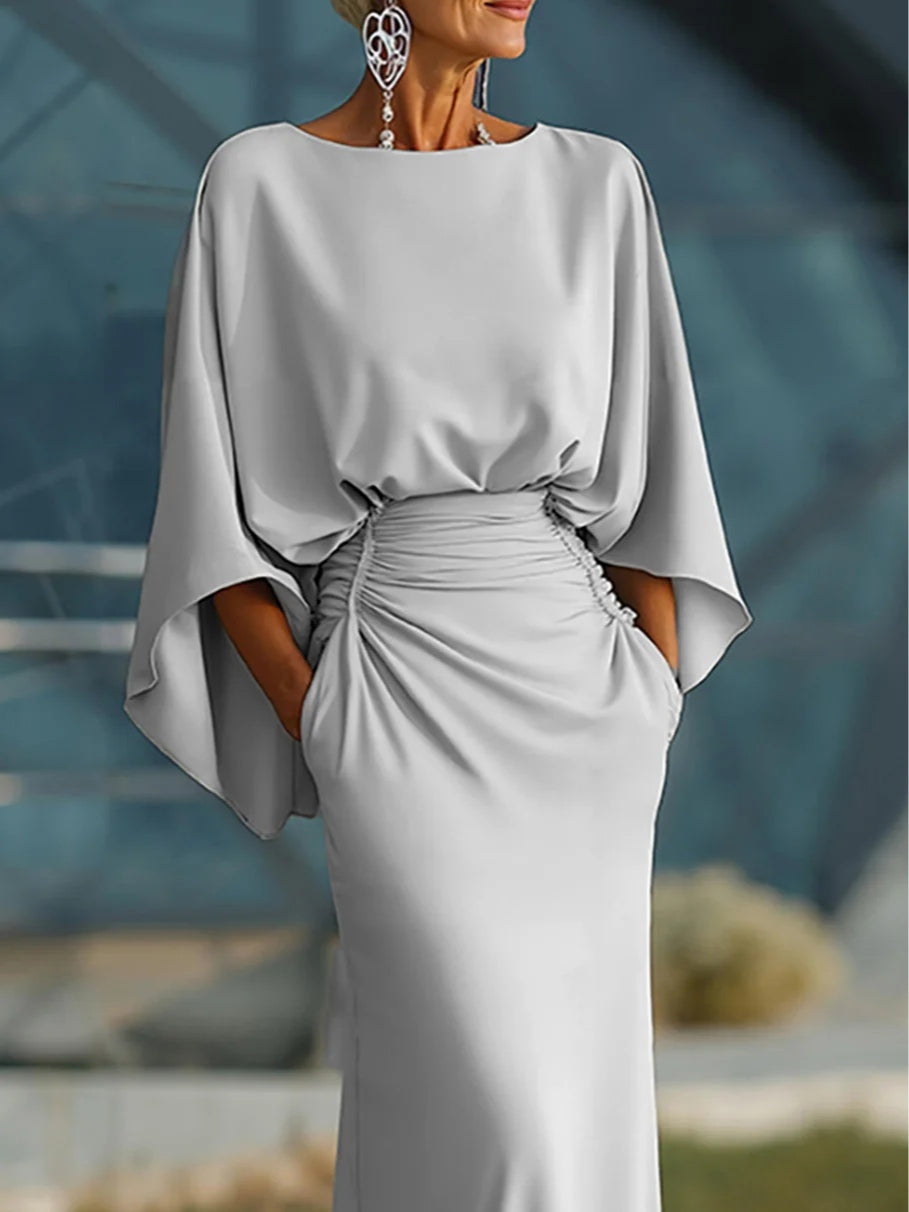 Clara | Vestido elegante com decote em V, costas abertas e mangas