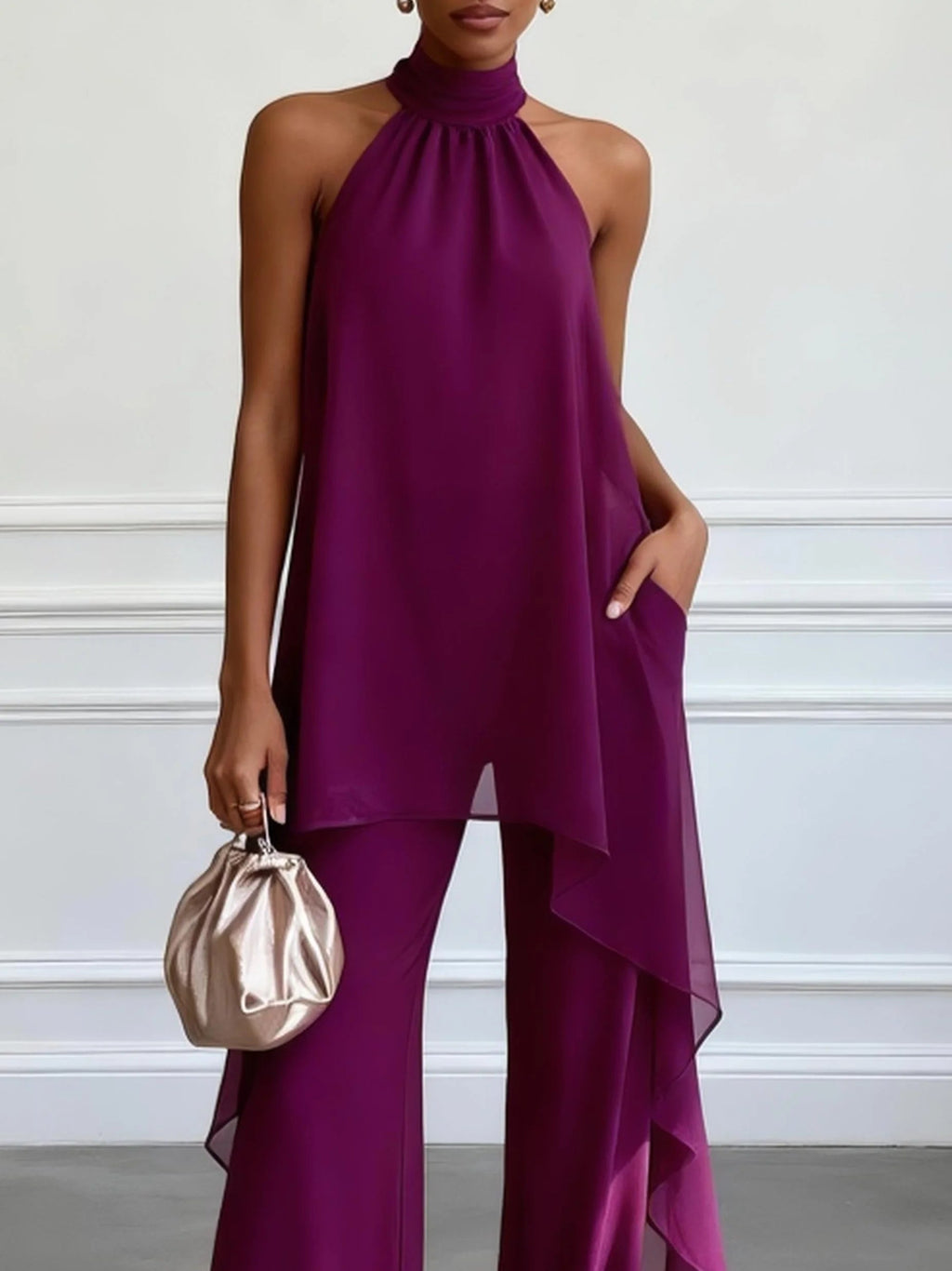 Conjunto de duas peças roxo elegante, com top frente única sem mangas e calça