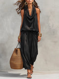 Conjunto de top con cuello halter y pantalones plisados Serena