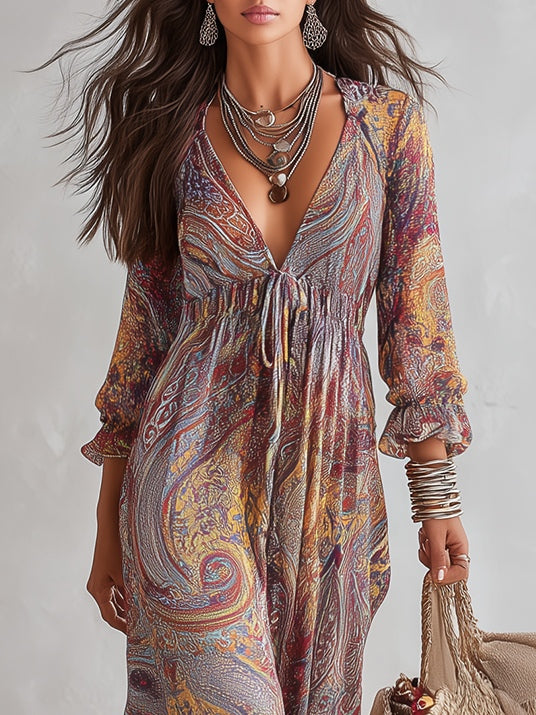 Vestido maxi de chiffon com estampa paisley, decote V e franzido