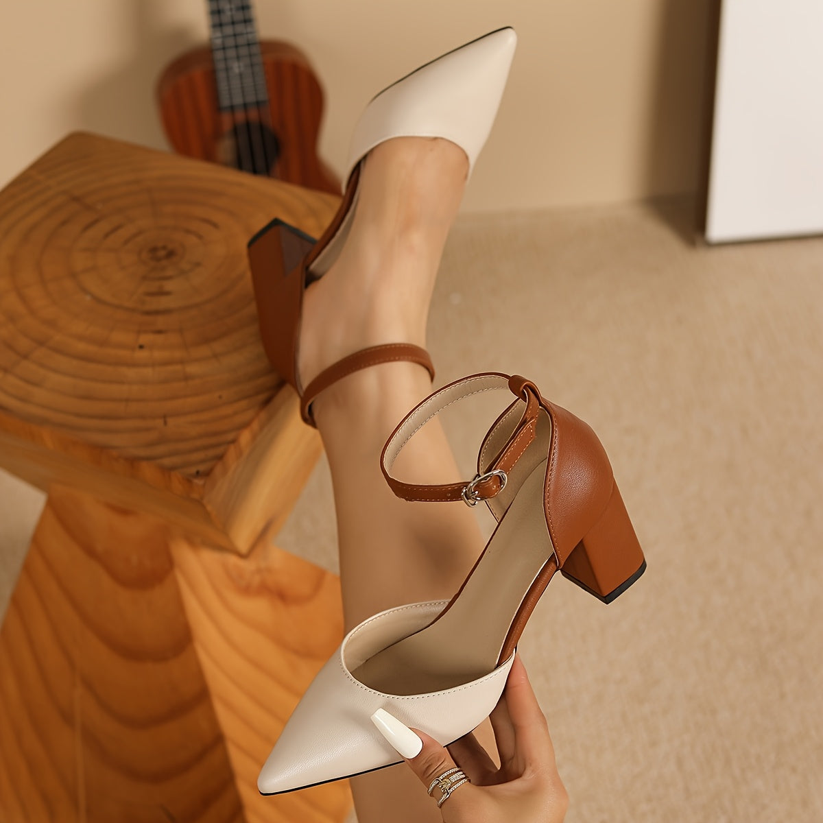 Marielle | Sapatos de salto com tiras de dois tons