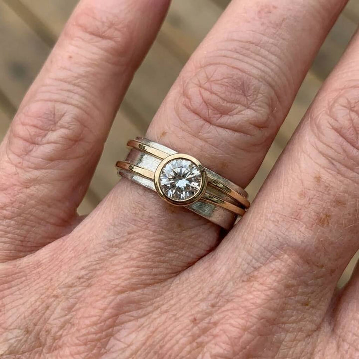 Vintage Fine Zirconia Gold & Silver Band Ring Set