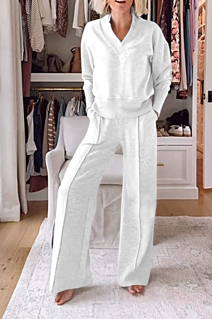 Conjunto Samantha de Top con Cuello en V y Pantalones
